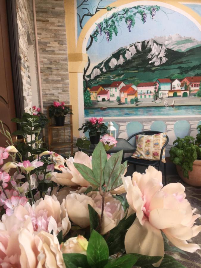 La Ca' Del Masenzi Massenzio'S House (Adults Only) Bed & Breakfast Lecco Ngoại thất bức ảnh