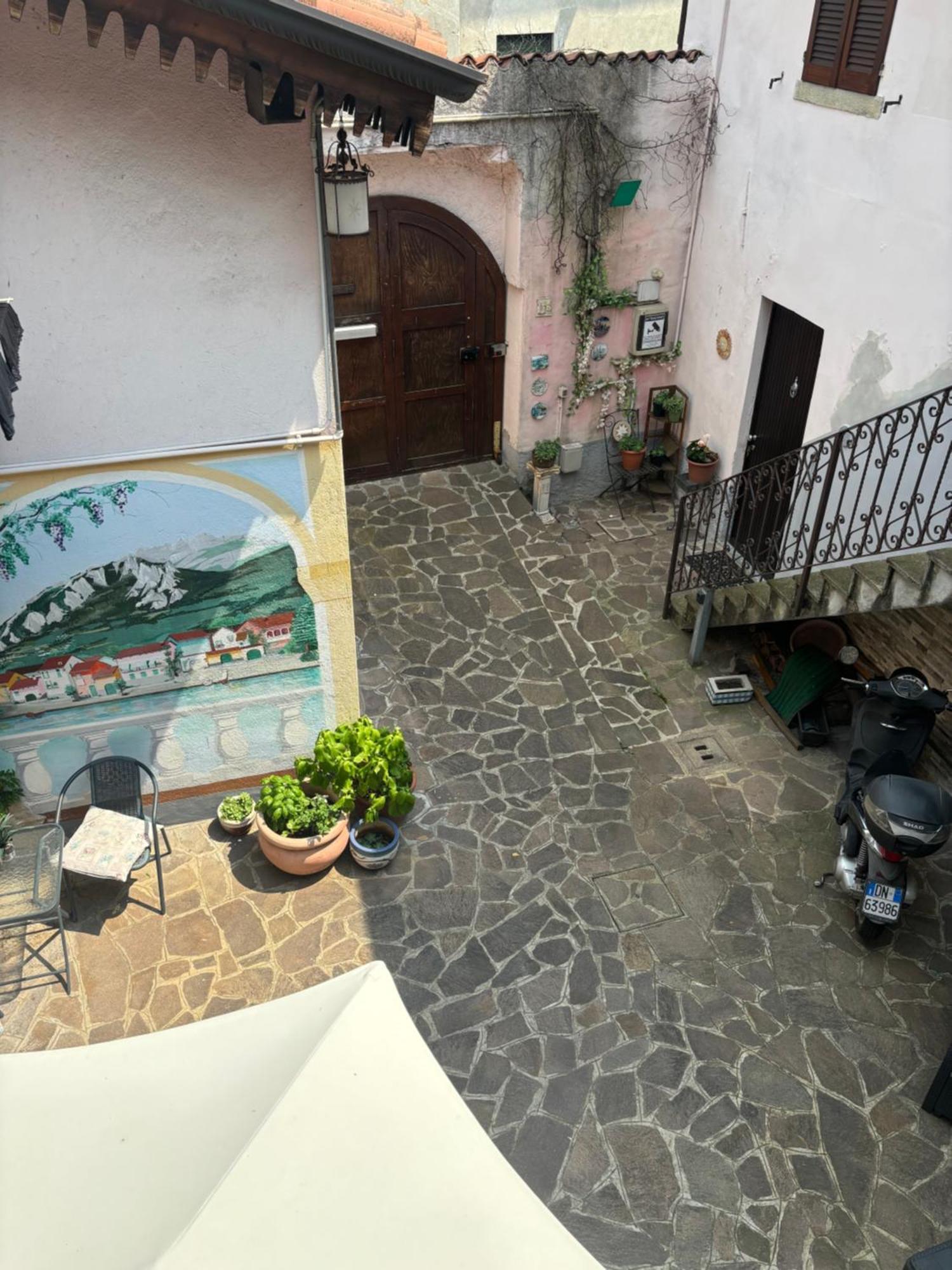 La Ca' Del Masenzi Massenzio'S House (Adults Only) Bed & Breakfast Lecco Ngoại thất bức ảnh
